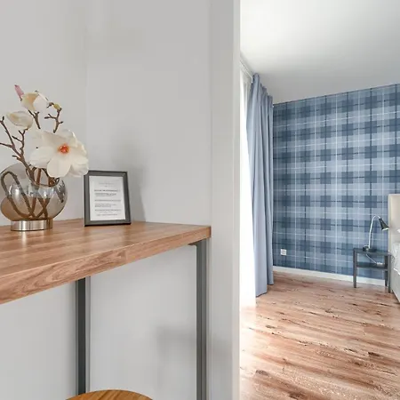 700 Bulwary Stare No 1 아파트