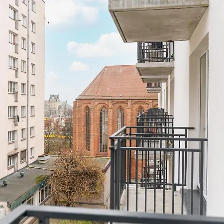 700 Bulwary Stare No 1